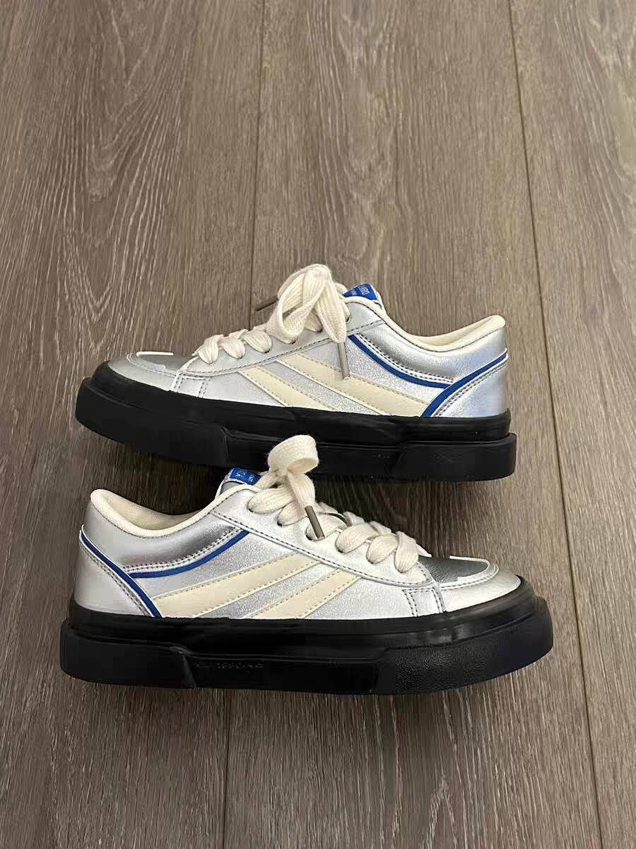 Damen Modische Sneakers mit glänzendem Obermaterial und dämpfender Sohle Heidi Mode - Image 6