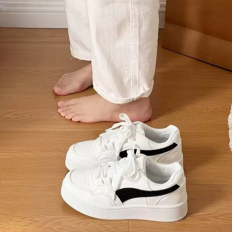 Damen Modische Sneakers mit hoher Plateausohle und sportlichem Design Heidi Mode - Image 2