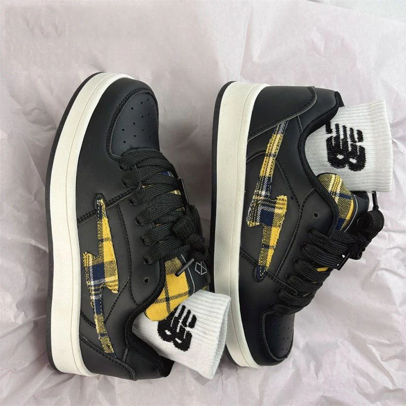 Damen Modische Sneakers mit kariertem Design und gepolsterter Innensohle Heidi Mode - Image 4