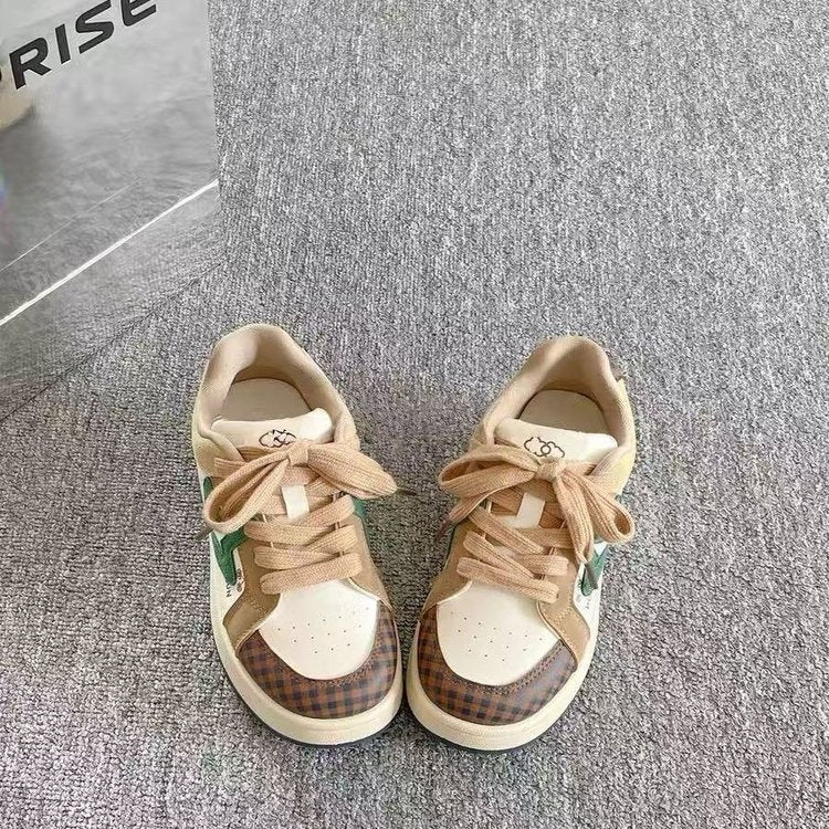 Damen Modische Sneakers mit karierten Akzenten und atmungsaktiver Struktur Heidi Mode - Image 4