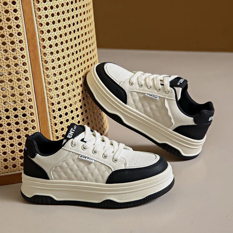 Damen modische sneakers mit rutschfester Sohle und einzigartiger Oberflächenstruktur Heidi Mode - Image 4