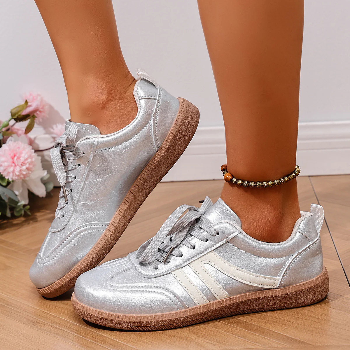 Damen Modische Sneakers mit schimmerndem Obermaterial und rutschfester Sohle Heidi Mode - Image 8
