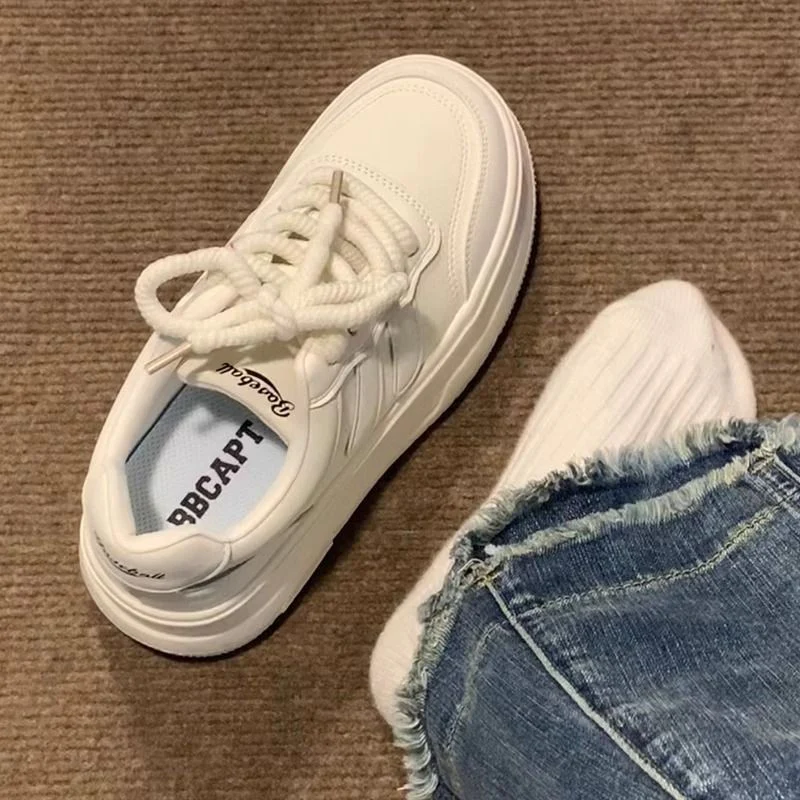 Damen Modische Sneakers mit sportlicher Plattform und atmungsaktivem Obermaterial Heidi Mode - Image 2
