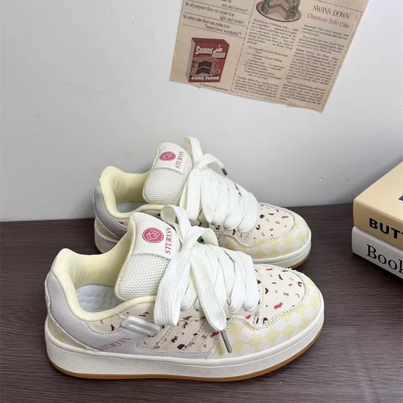 Damen modische Sneakers mit strukturiertem Obermaterial und dichter Dämpfung Heidi Mode - Image 4