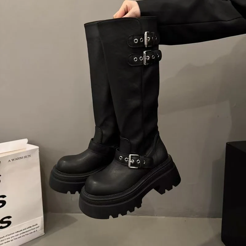 Damen Modische Stiefel mit auffälligem Schnallen-Design Heidi Mode - Image 7