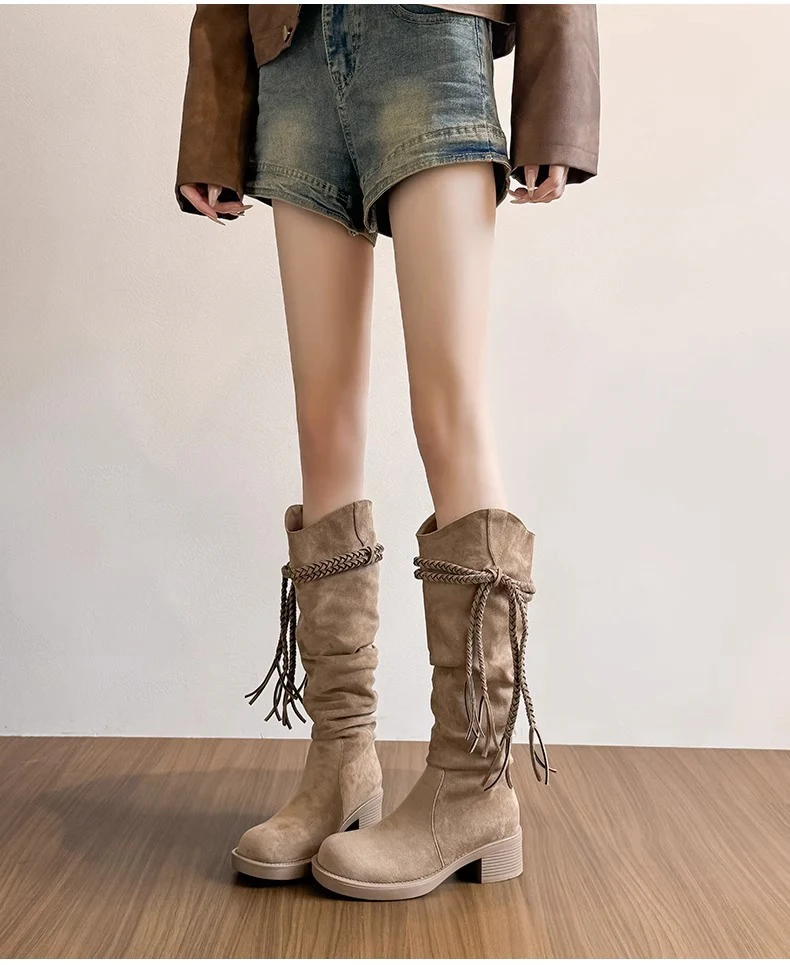 Damen Modische Stiefel mit lässigem Falten-Design und dekorativen Fransen Heidi Mode - Image 6