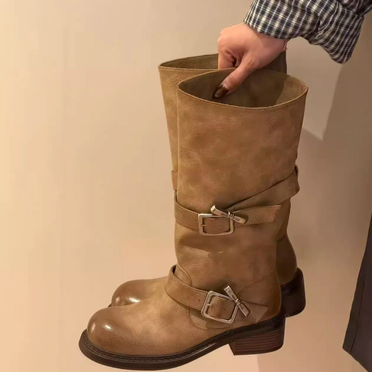 Damen modische Stiefel mit verstellbaren Riemen und komfortablem Blockabsatz Heidi Mode - Image 2