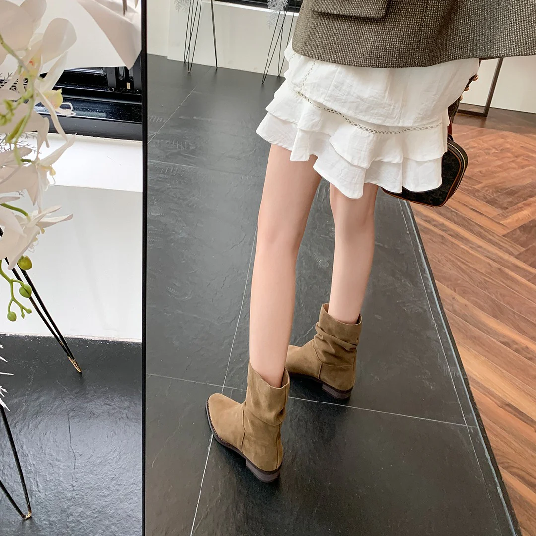 Damen modische Stiefeletten mit gerafftem Design und bequemem Blockabsatz Heidi Mode - Image 3