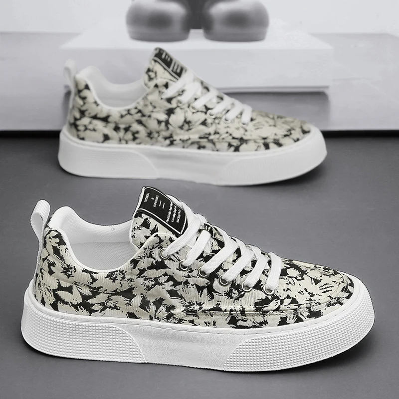 Damen Modische und lässige Sneakers mit floralem Muster Heidi Mode - Image 4