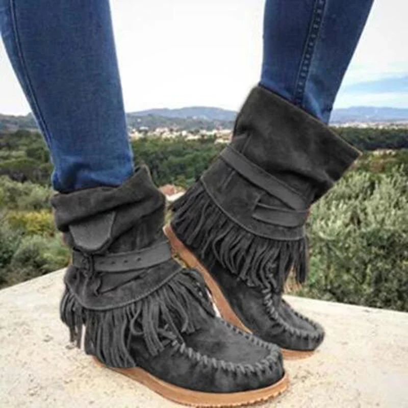 Damen Mokassin-Stiefel mit fransigen Details und modischer Schnalle Heidi Mode - Image 3
