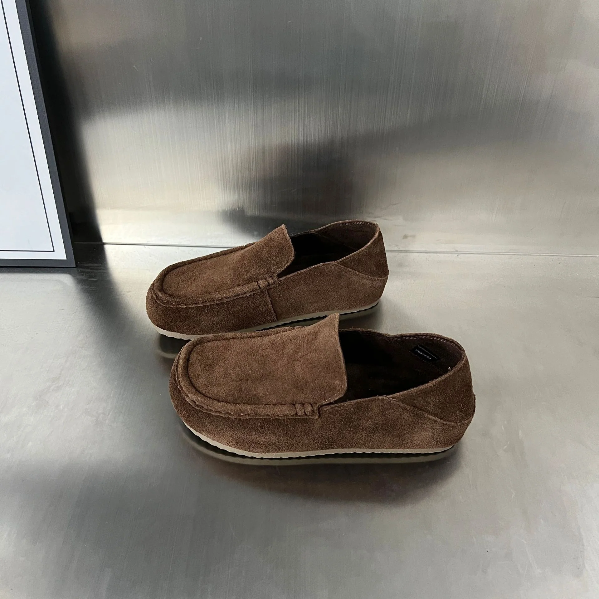 Damen Mokassins aus hochwertigem Wildleder mit komfortablem Fußbett und elastischem Design Heidi Mode - Image 2