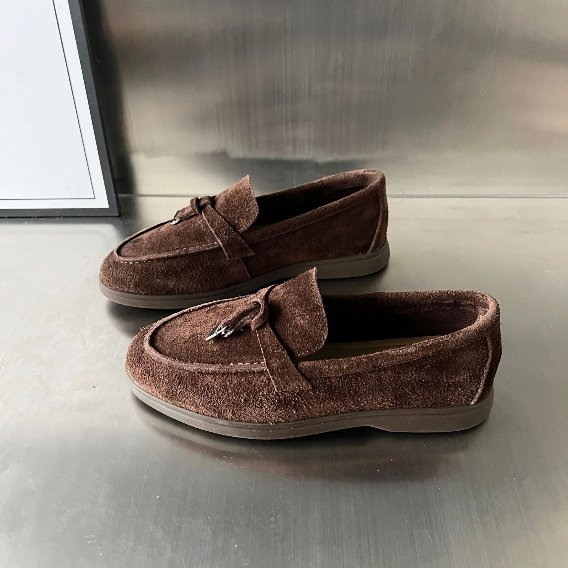 Damen Mokassins aus weichem Wildleder mit eleganter Schleifenverzierung Heidi Mode - Image 3