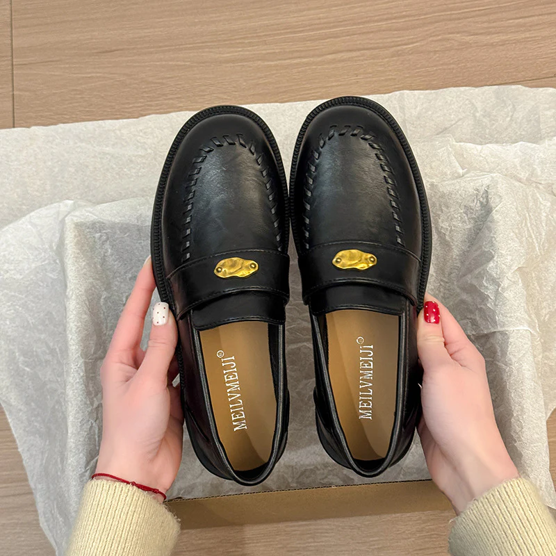 Damen Mokassins mit eleganter Schnalle und kunsthandwerklichem Design Heidi Mode