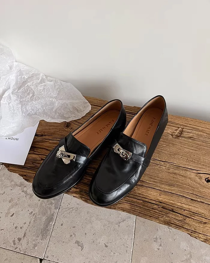 Damen Mokassins mit eleganter Schnallenverzierung Heidi Mode - Image 7
