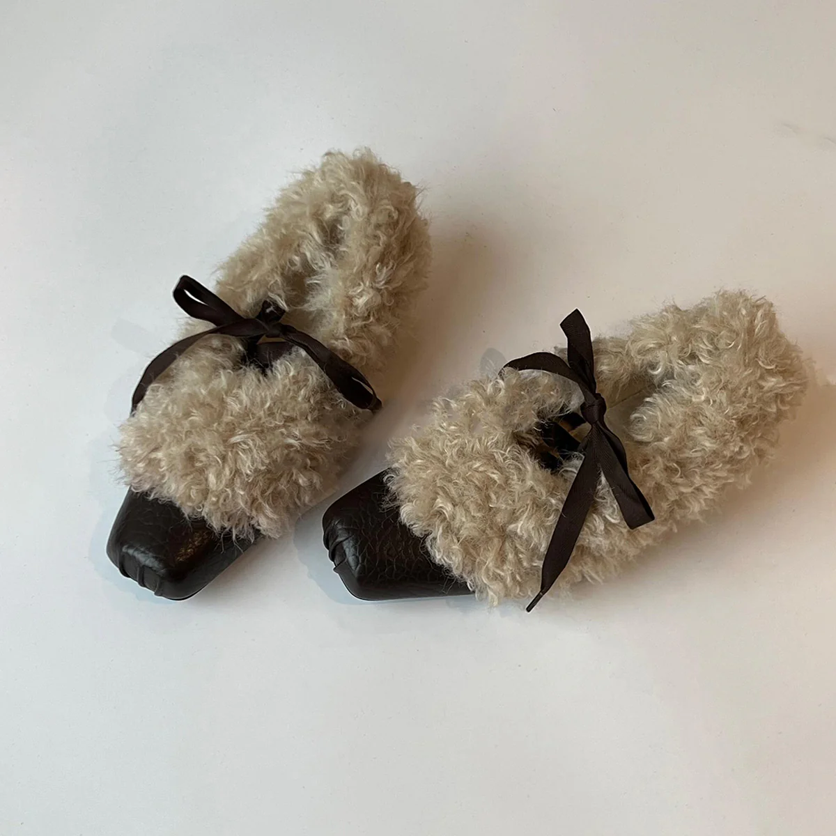 Damen Mokassins mit flauschigem Kunstfell und elegantem Riemen Heidi Mode - Image 3