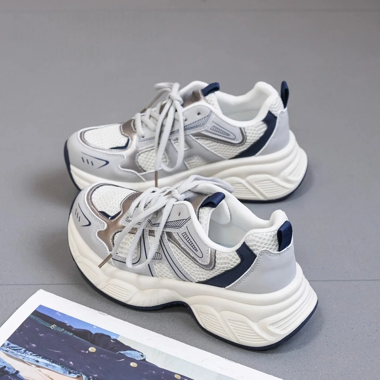Damen Multicolor Laufschuhe mit atmungsaktiver Obermaterialstruktur und rutschfester Sohle Heidi Mode - Image 3