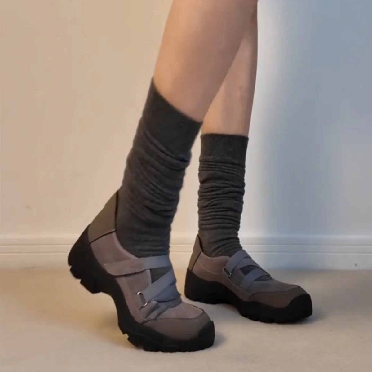 Damen Multifunktionale Outdoor-Schuhe mit rutschfester Sohle und atmungsaktivem Obermaterial Heidi Mode - Image 2