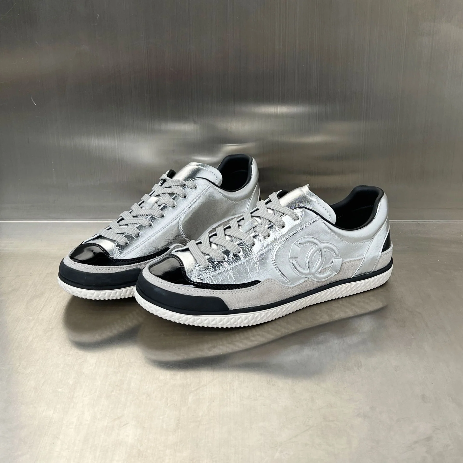 Damen multifunktionale Sneakers mit ergonomischem Fußbett und rutschfester Sohle Heidi Mode - Image 2