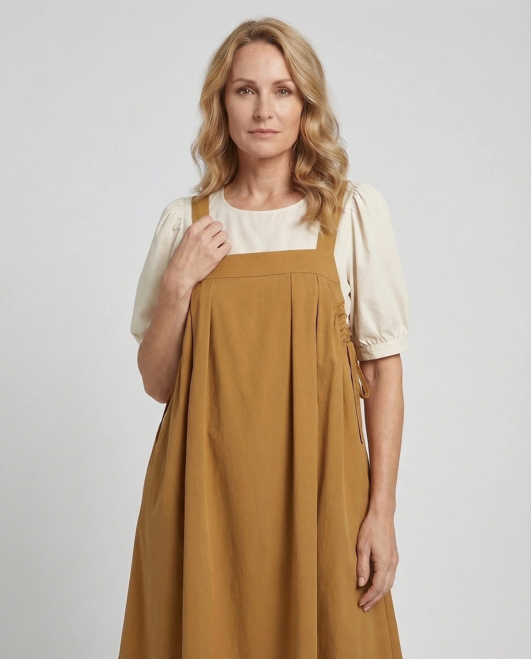Damen Ärmelloses Latzkleid mit Faltenrock - Image 2