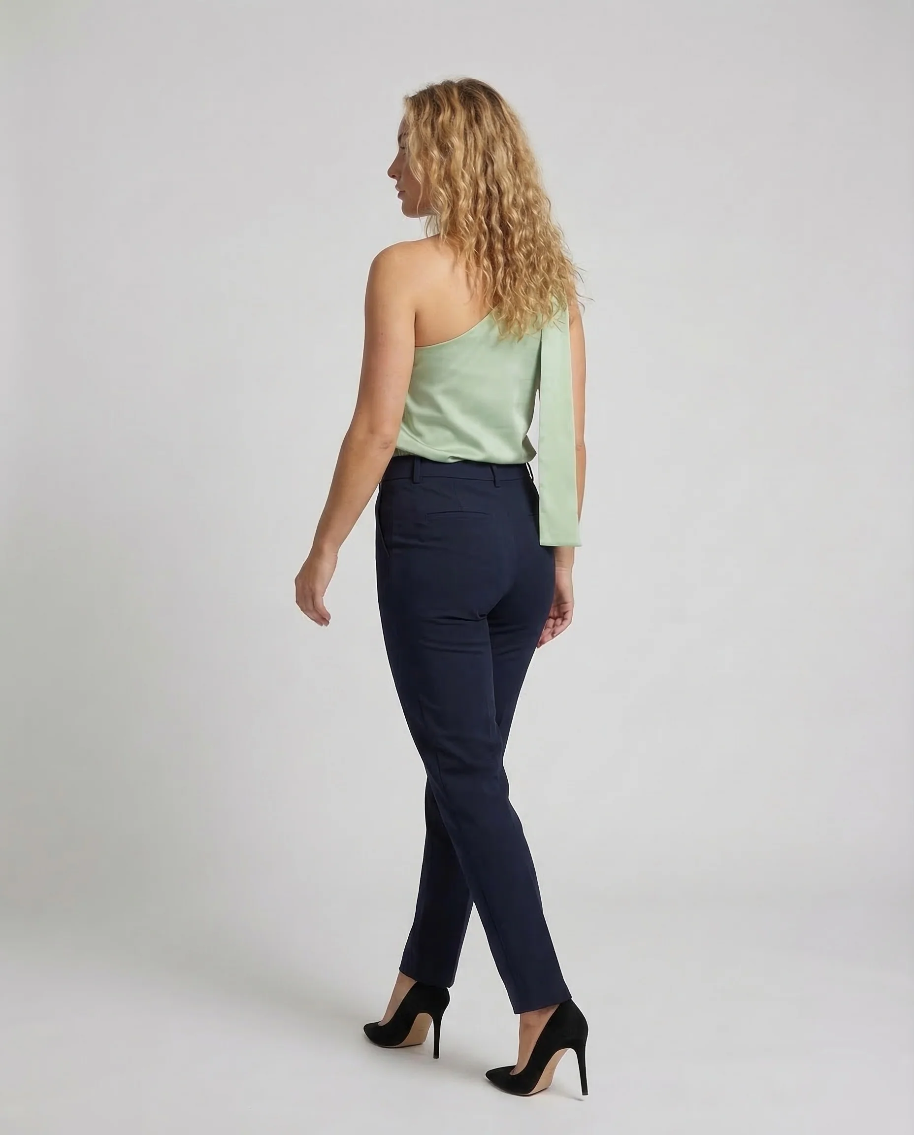 Damen One Shoulder Satin Top - Image 4