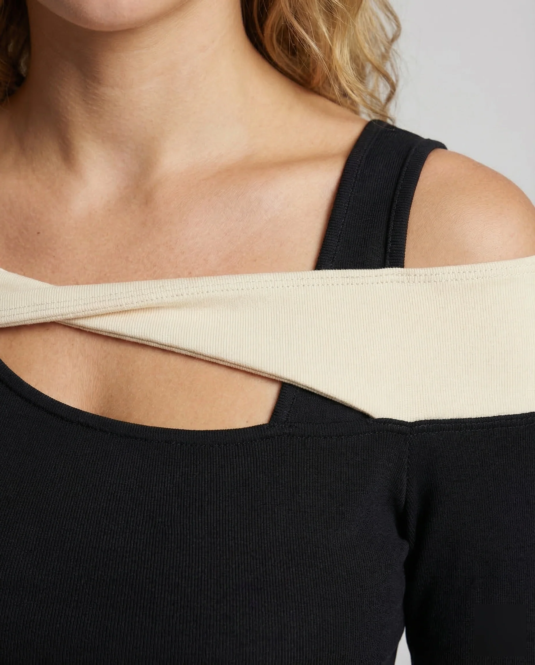 Damen Crop Shirt Asymmetrisch - Image 3