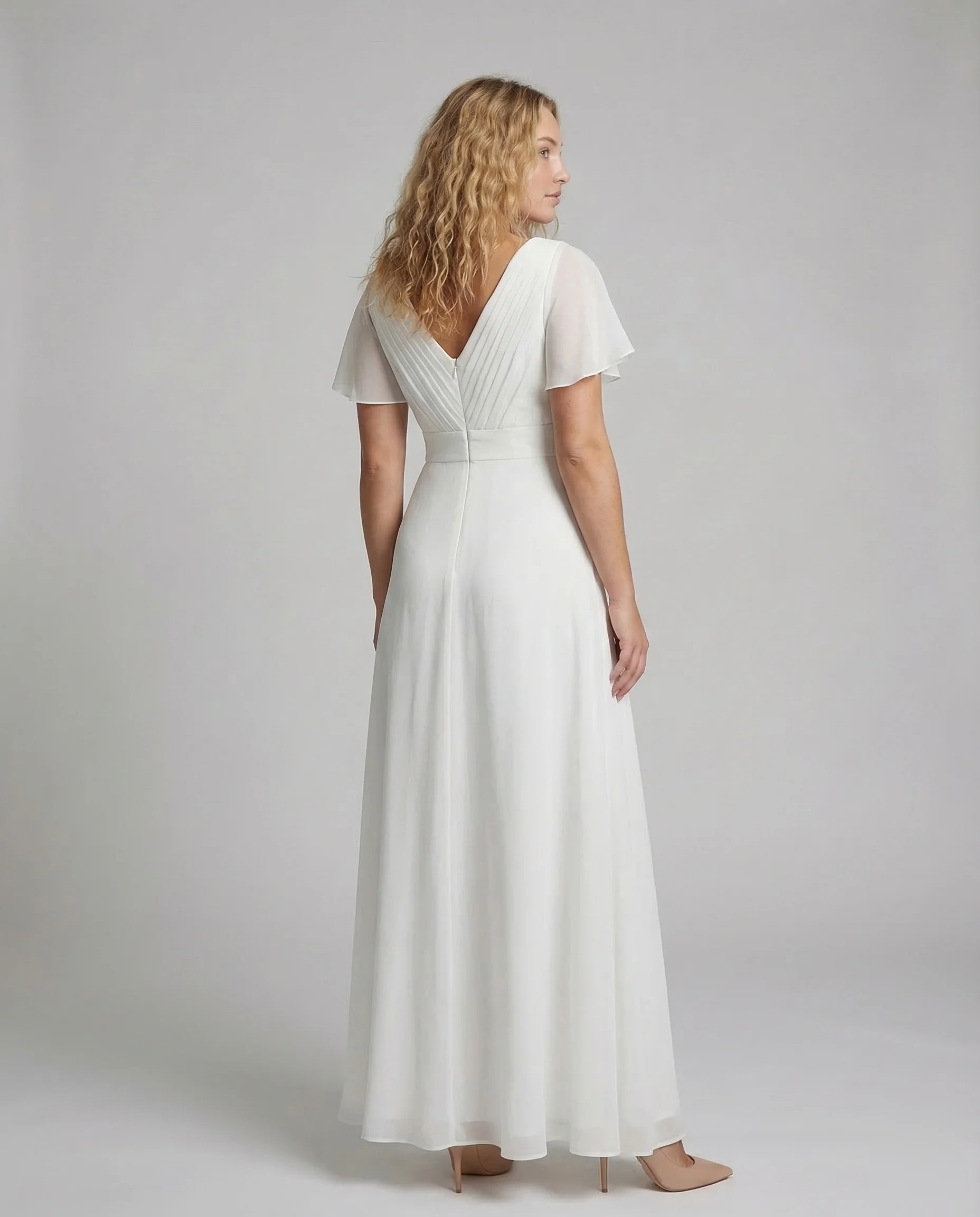 Abendkleid lang aus Tüll mit V-Ausschnitt - Image 4