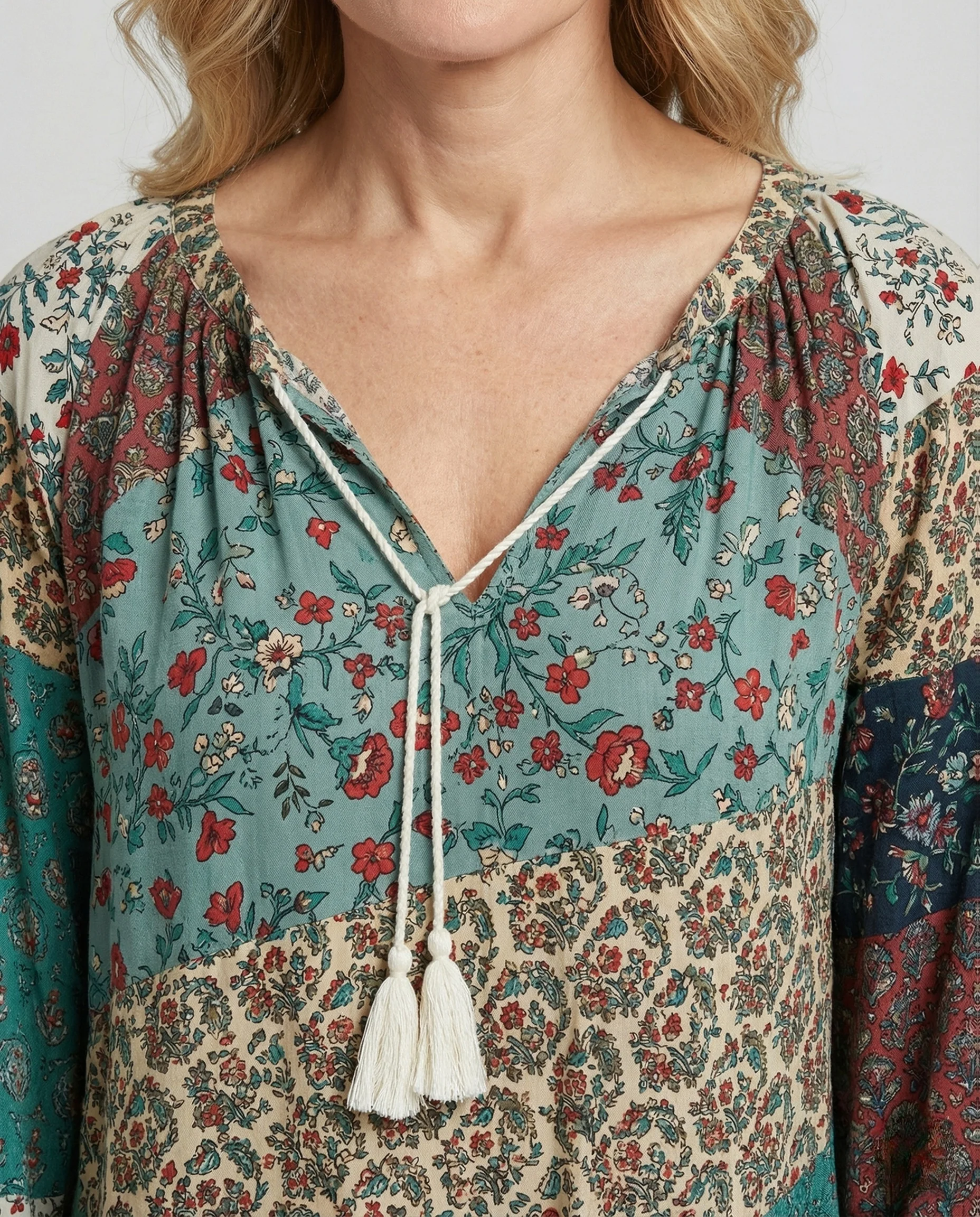Boho Patchwork Bluse Damen Quasten V-Ausschnitt - Image 4