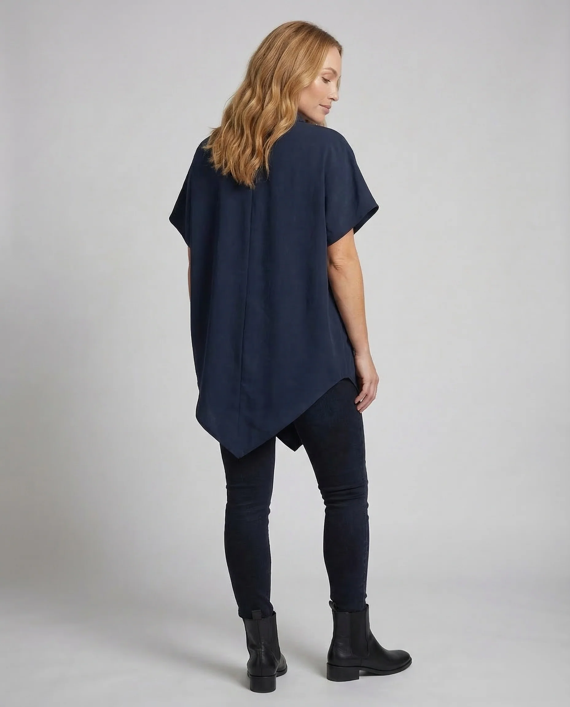 Damen Cape Blazer Poncho - Image 4