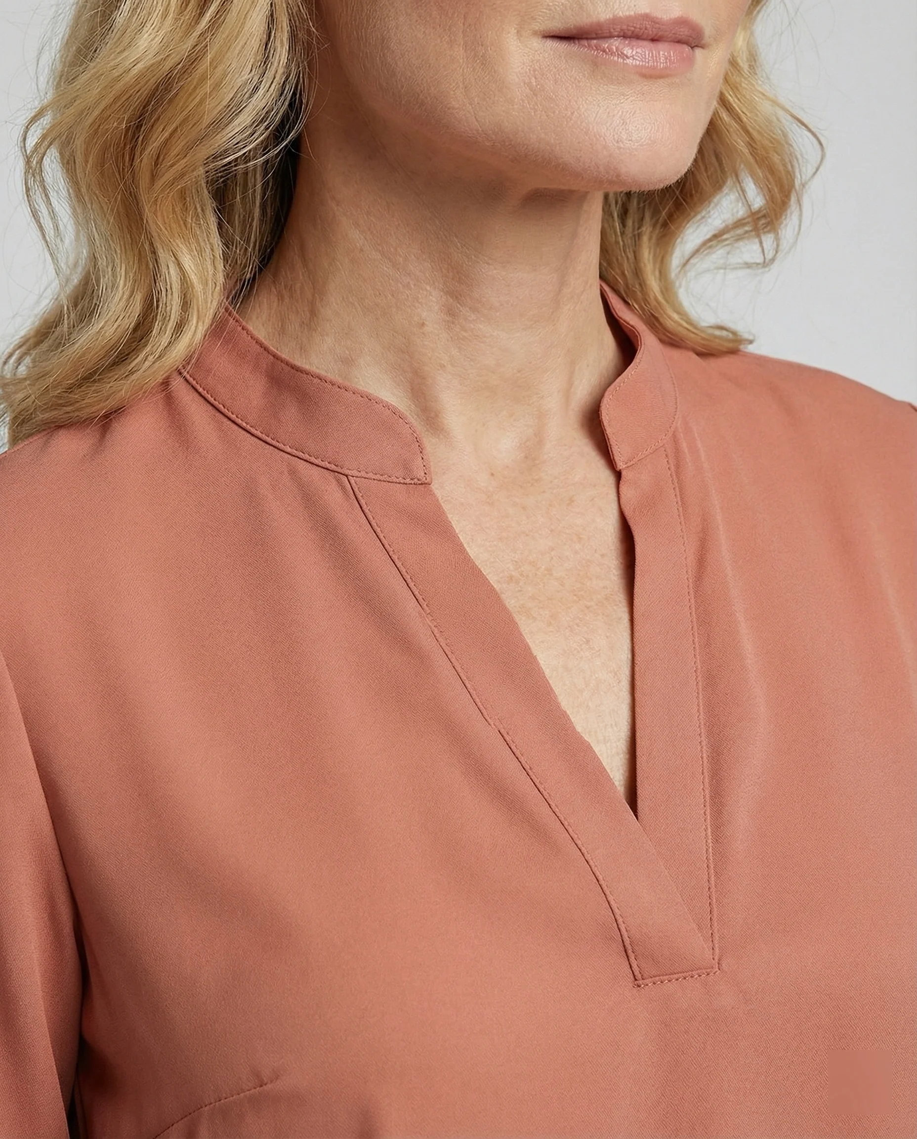Chiffon Blusentop Damen mit V-Ausschnitt - Image 4