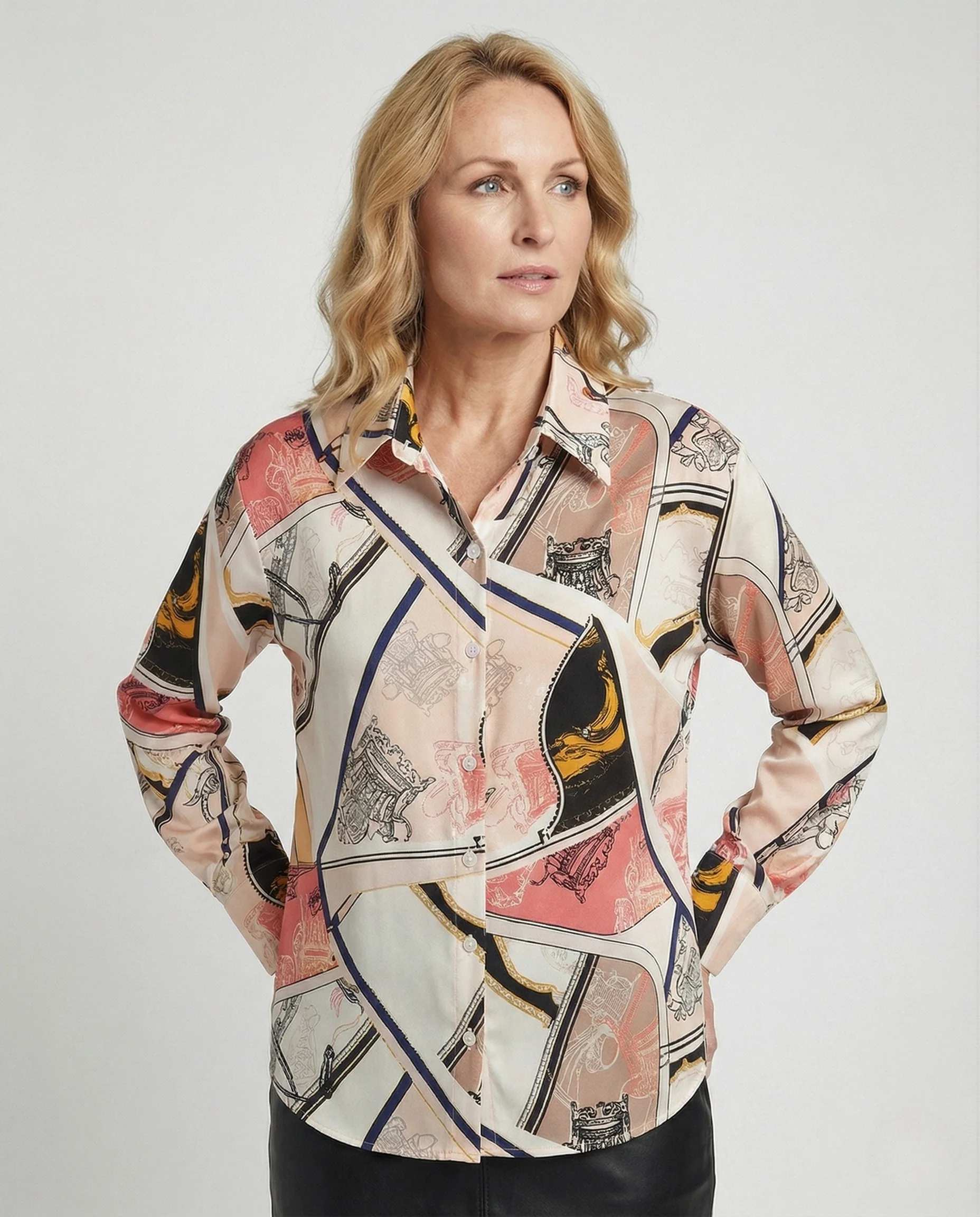 Satinbluse Seidenlook Damen Grafikmuster - Image 2
