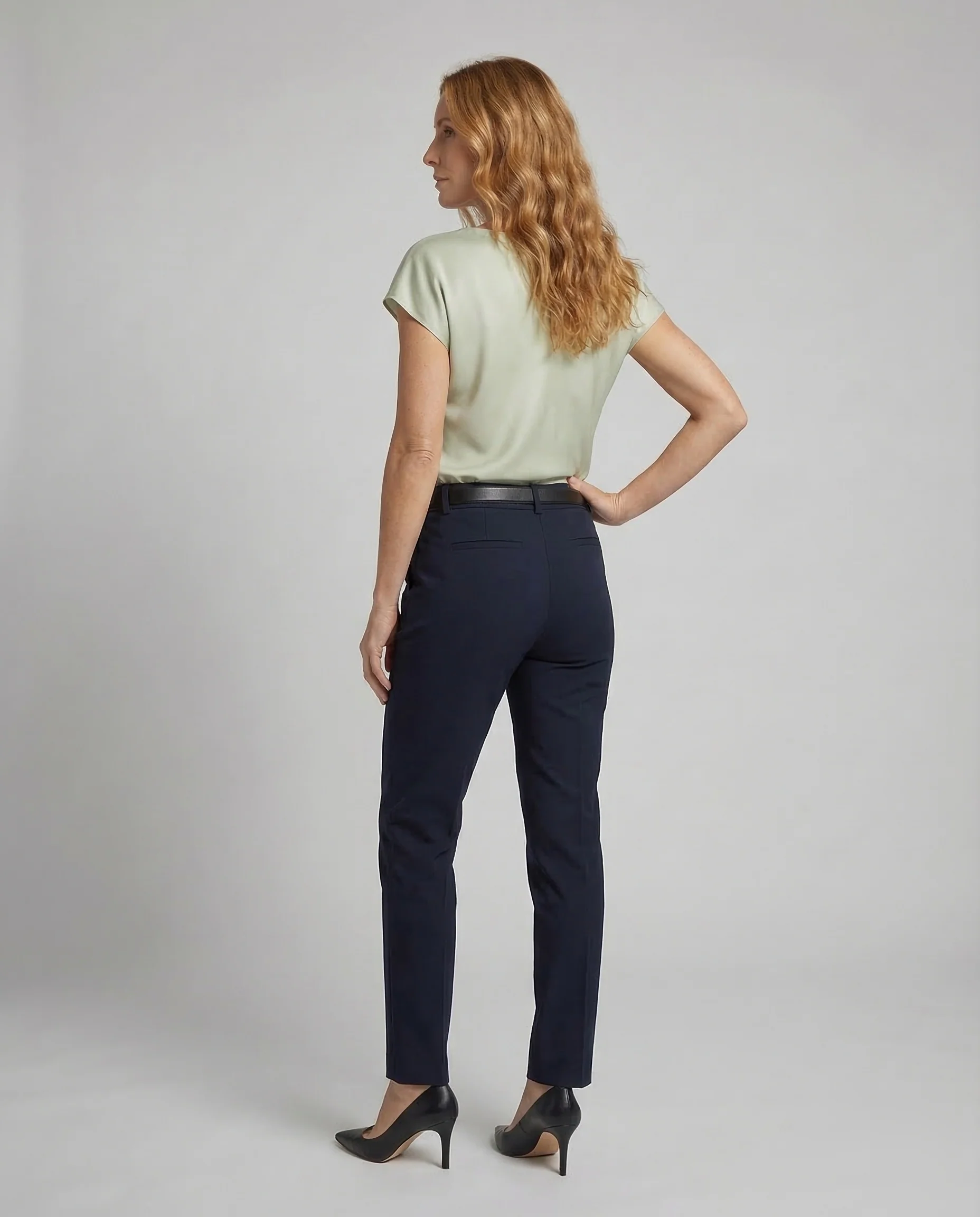 Damen Satinbluse Wasserfallkragen - Image 4