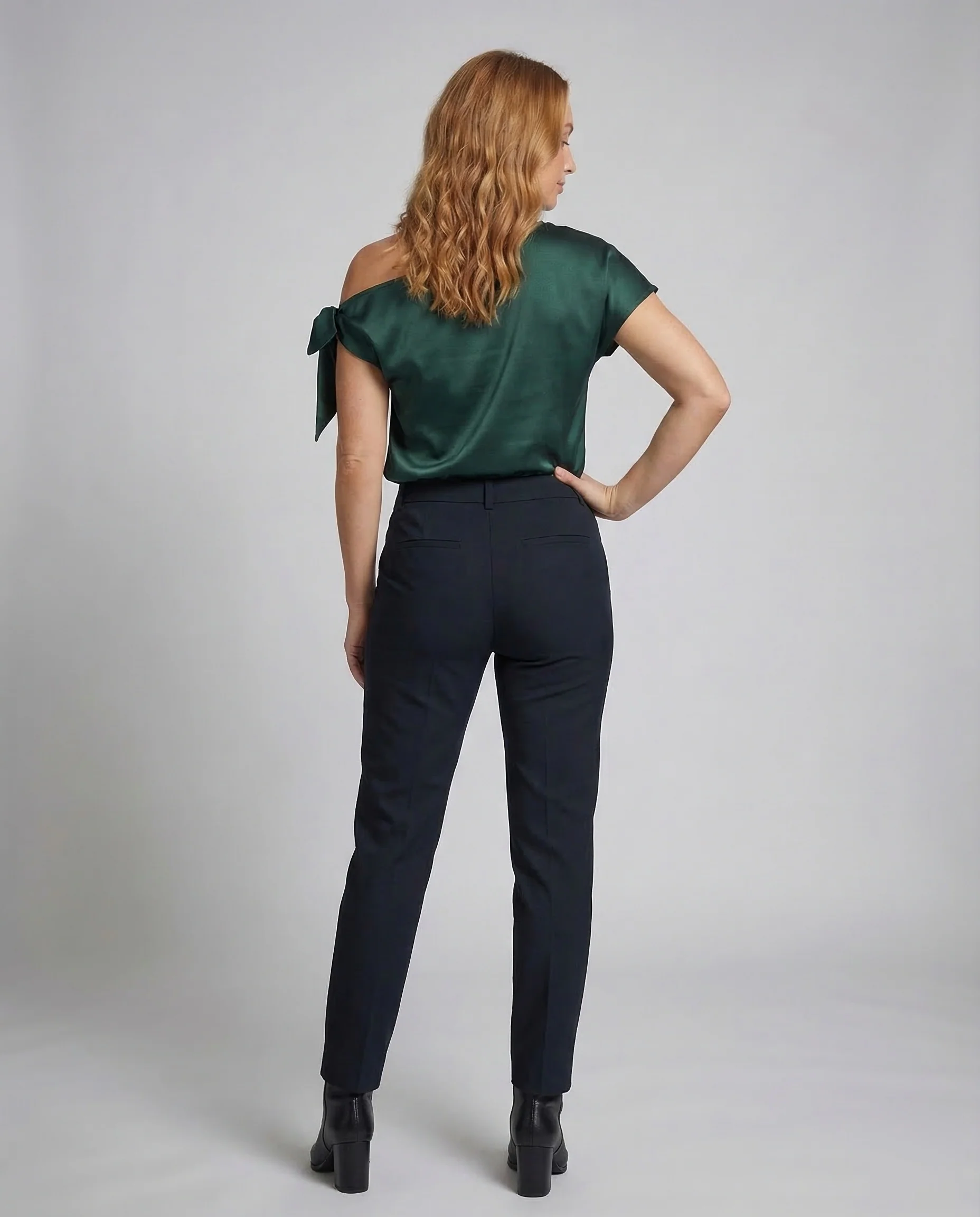 Damen Satin Top Asymmetrisch - Image 4