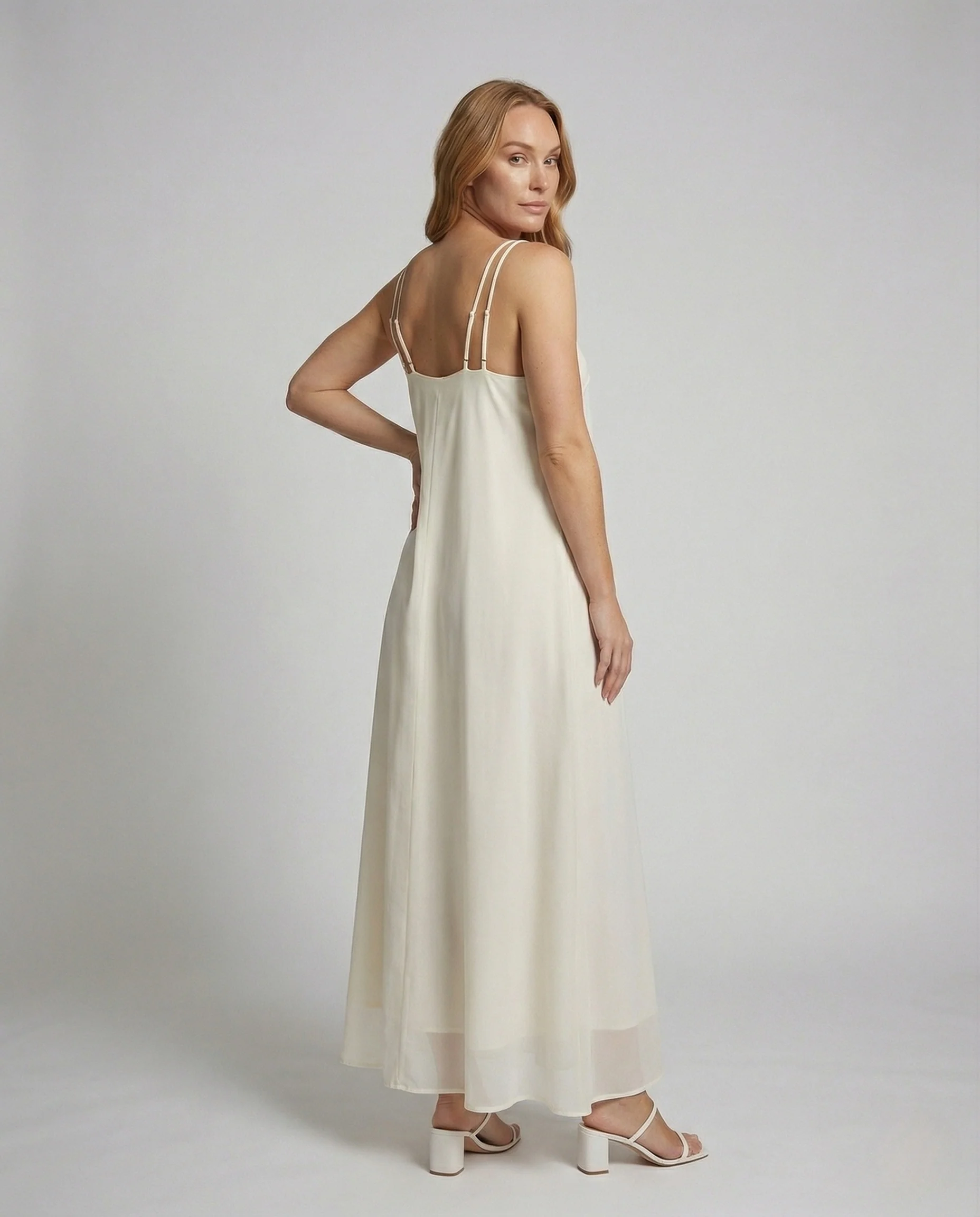 Damen Elegantes Slipkleid mit Spaghettiträgern - Image 3