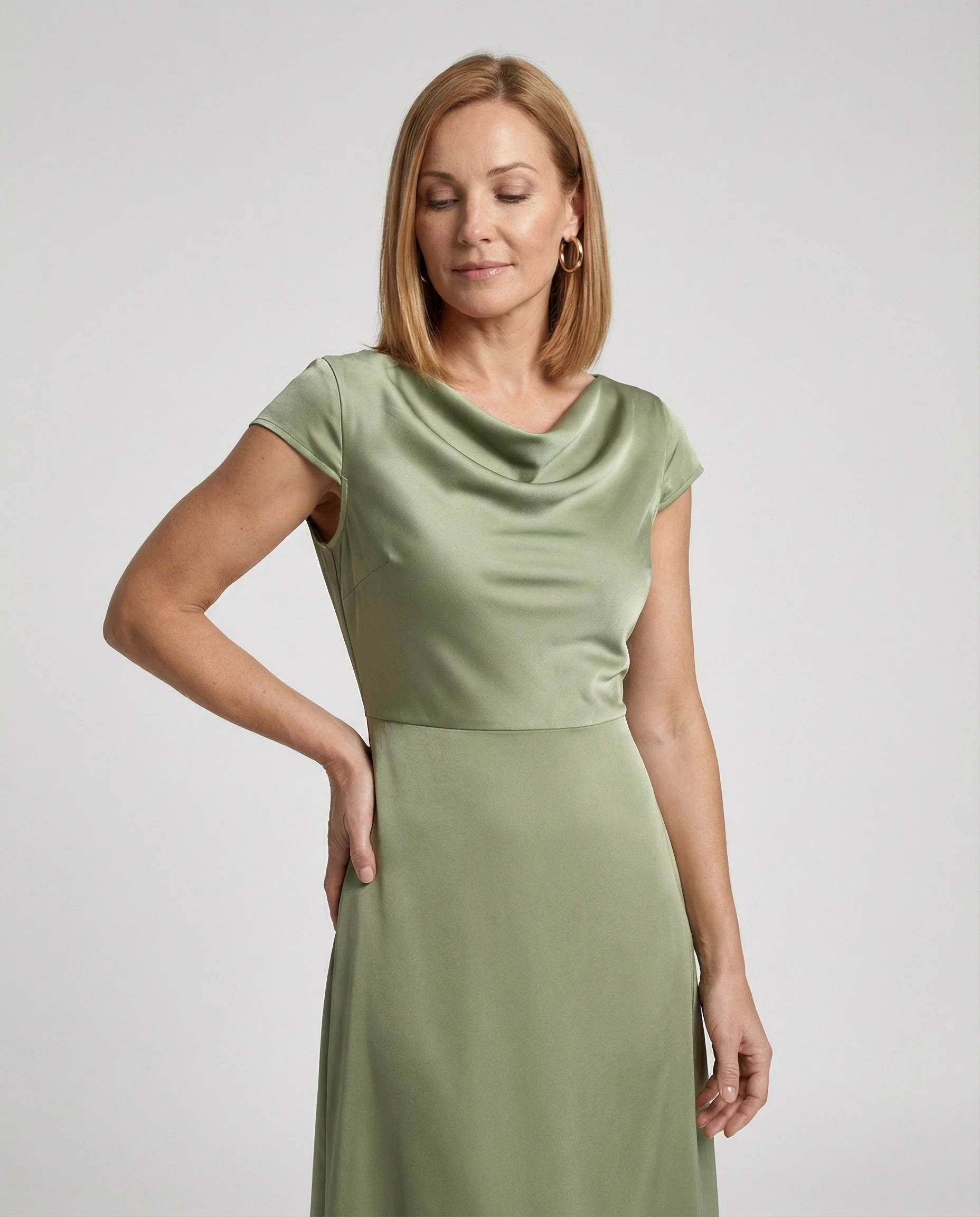 Damen Satin Midikleid mit Schlitz - Image 2