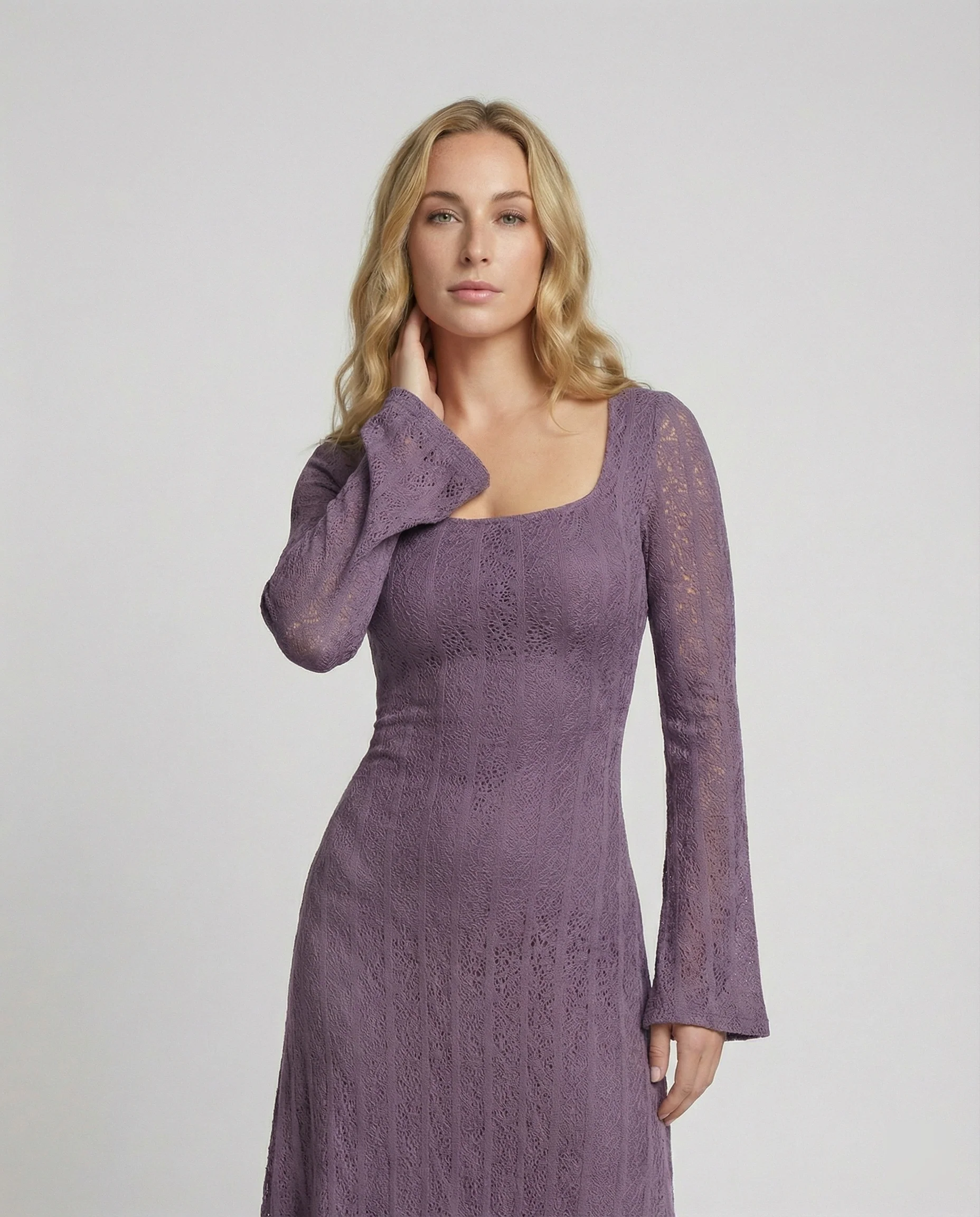 Elegantes tailliertes Strickabendkleid mit quadratischem Ausschnitt und bodenlangem A-Linien-Rock Heidi Mode