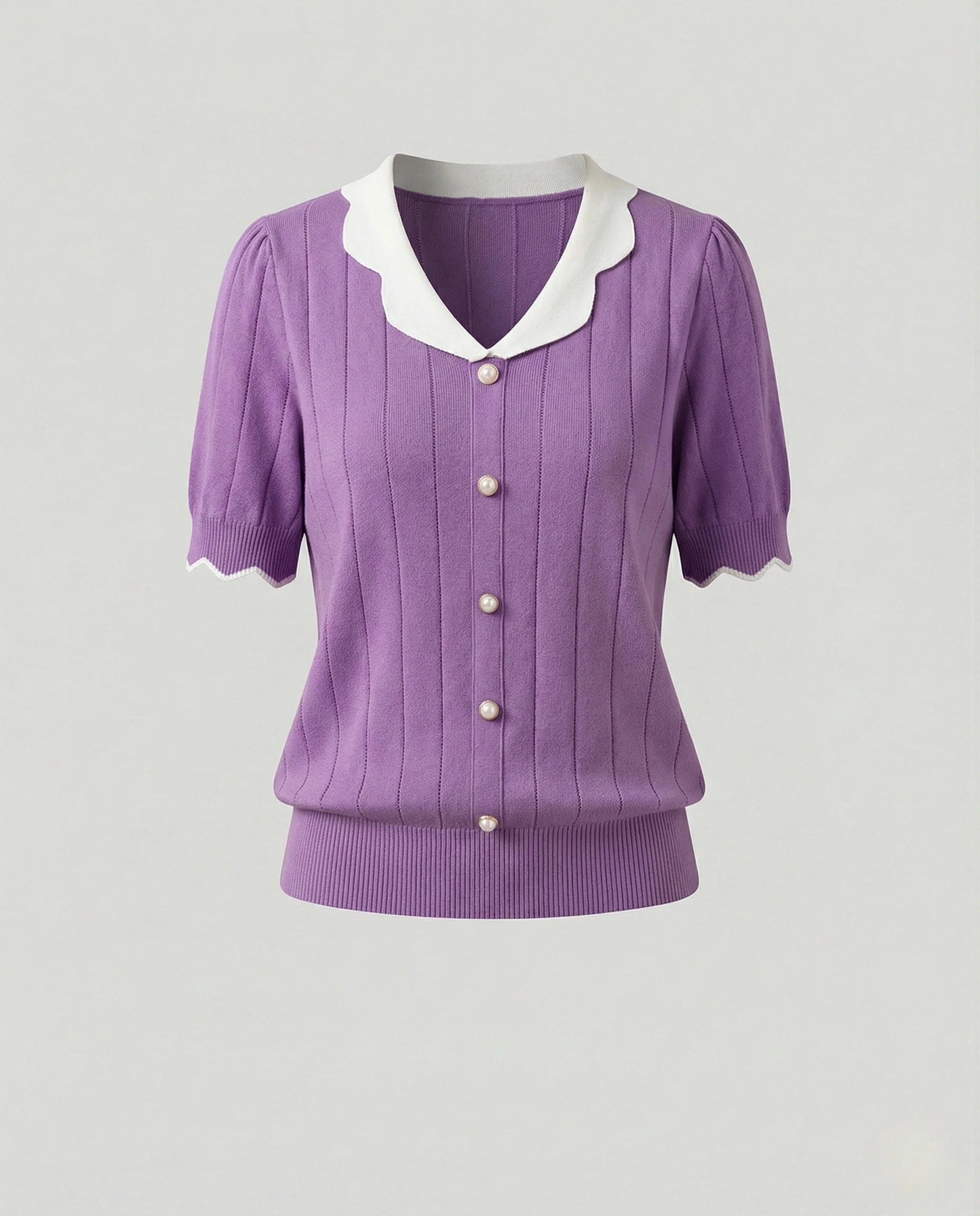 Feminine taillierte Feinstrickbluse mit wellenförmigem Kragen, Perlenknopfleiste, plissierten Chiffonärmeln und Rippbündchen Heidi Mode - Image 12