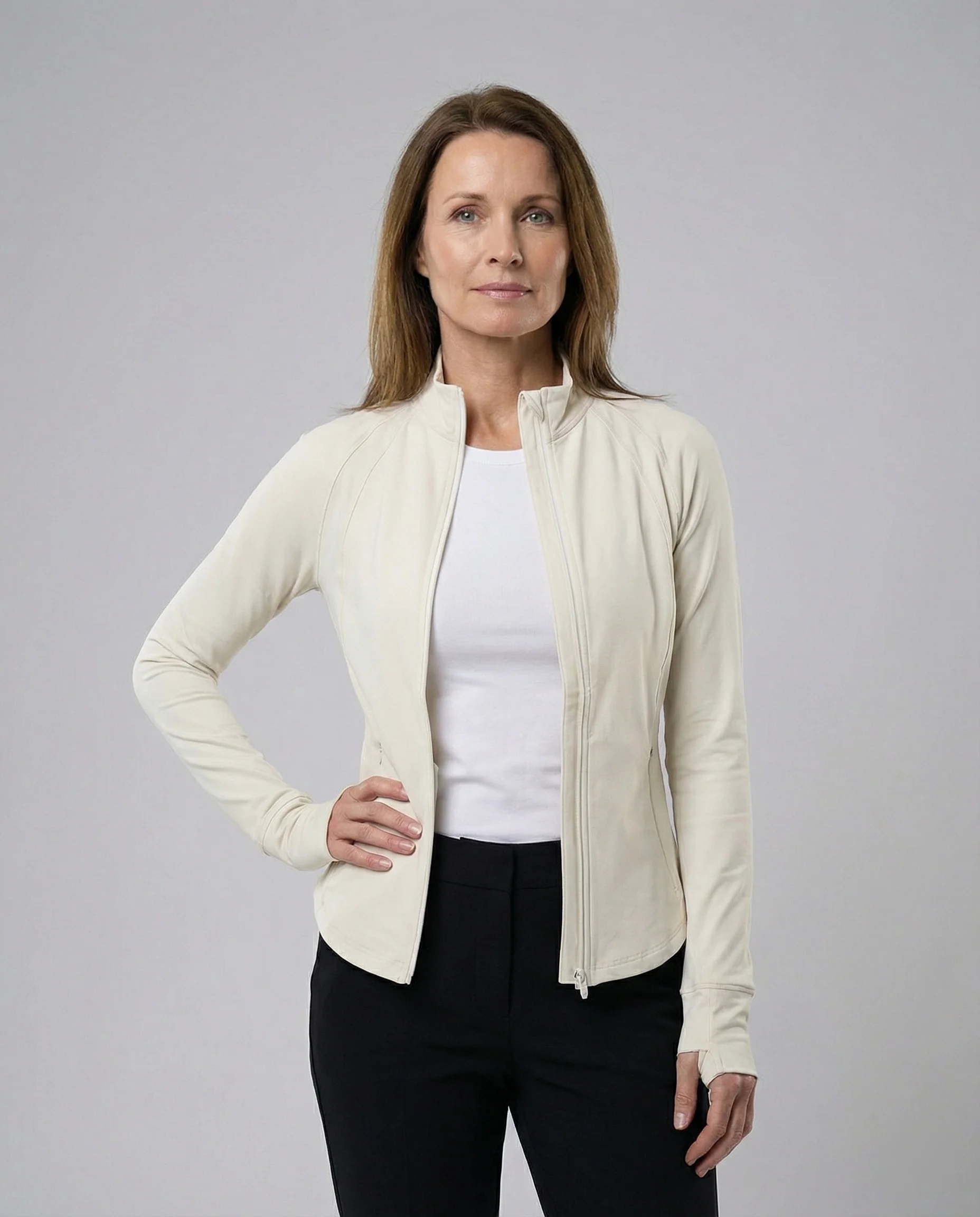 Trainingsjacke Figurbetont Mit Stehkragen Damen - Image 7