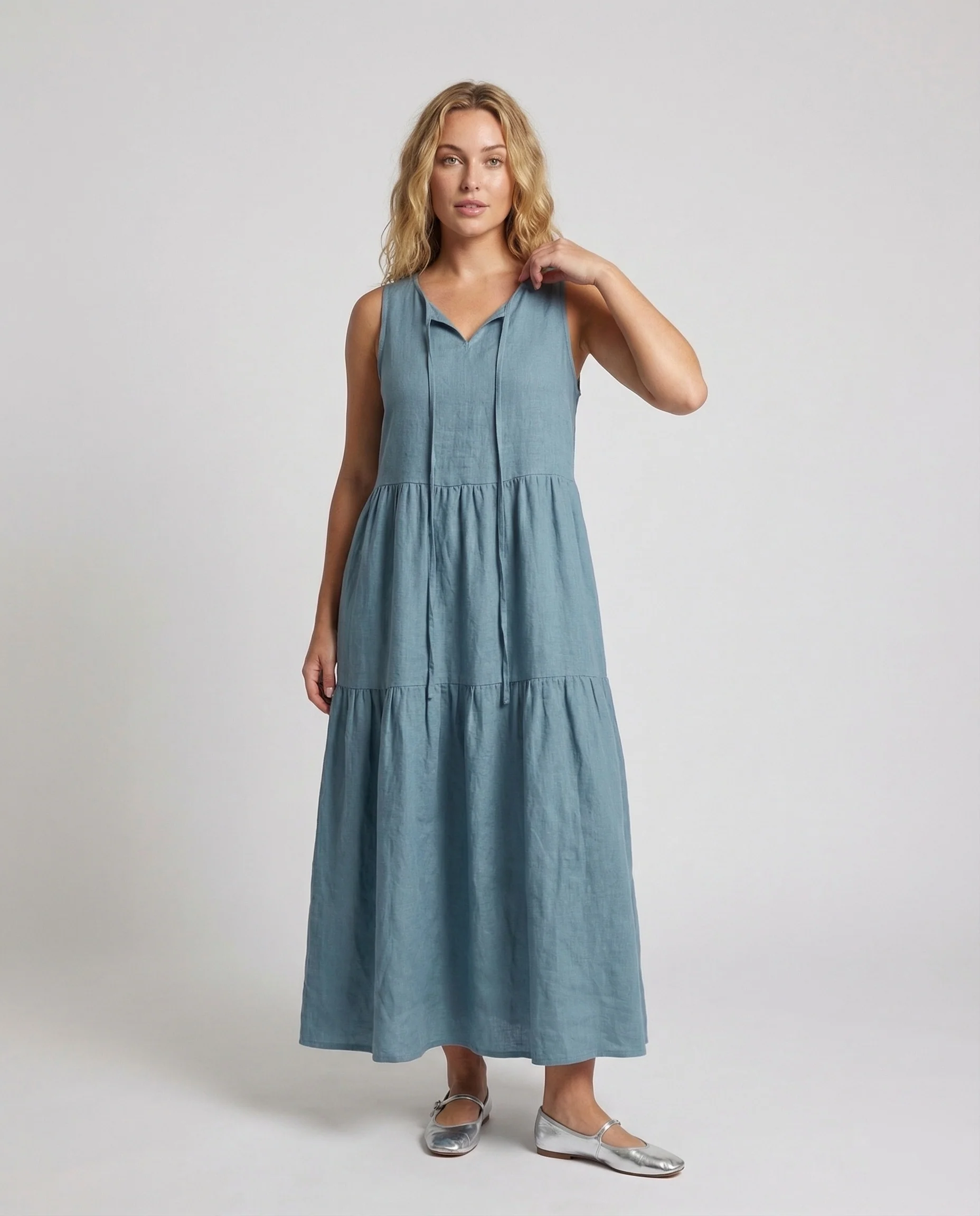 Damen Leinenoptik Stufenkleid mit V-Ausschnitt