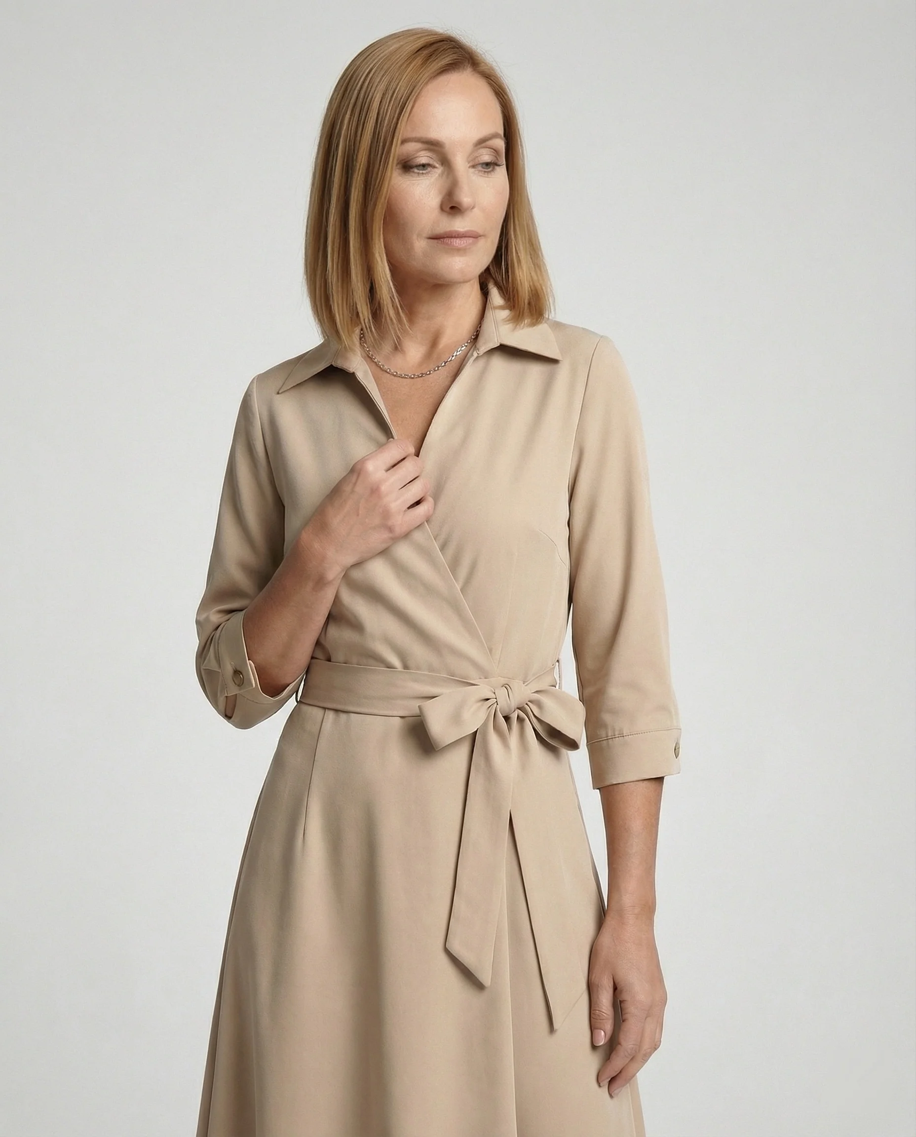 Satin Maxikleid Wickeloptik Damen - Image 7