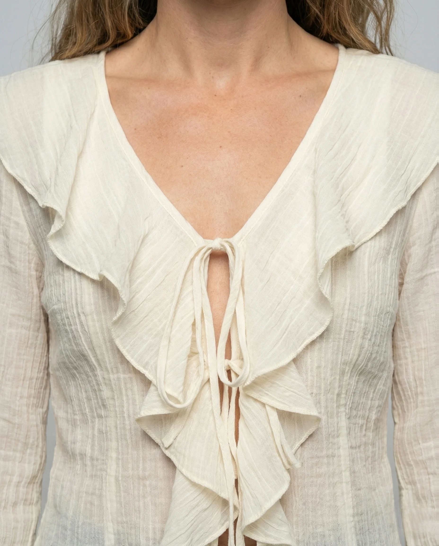 Damen Gecrinkelte Chiffonbluse mit Volantkragen - Image 4
