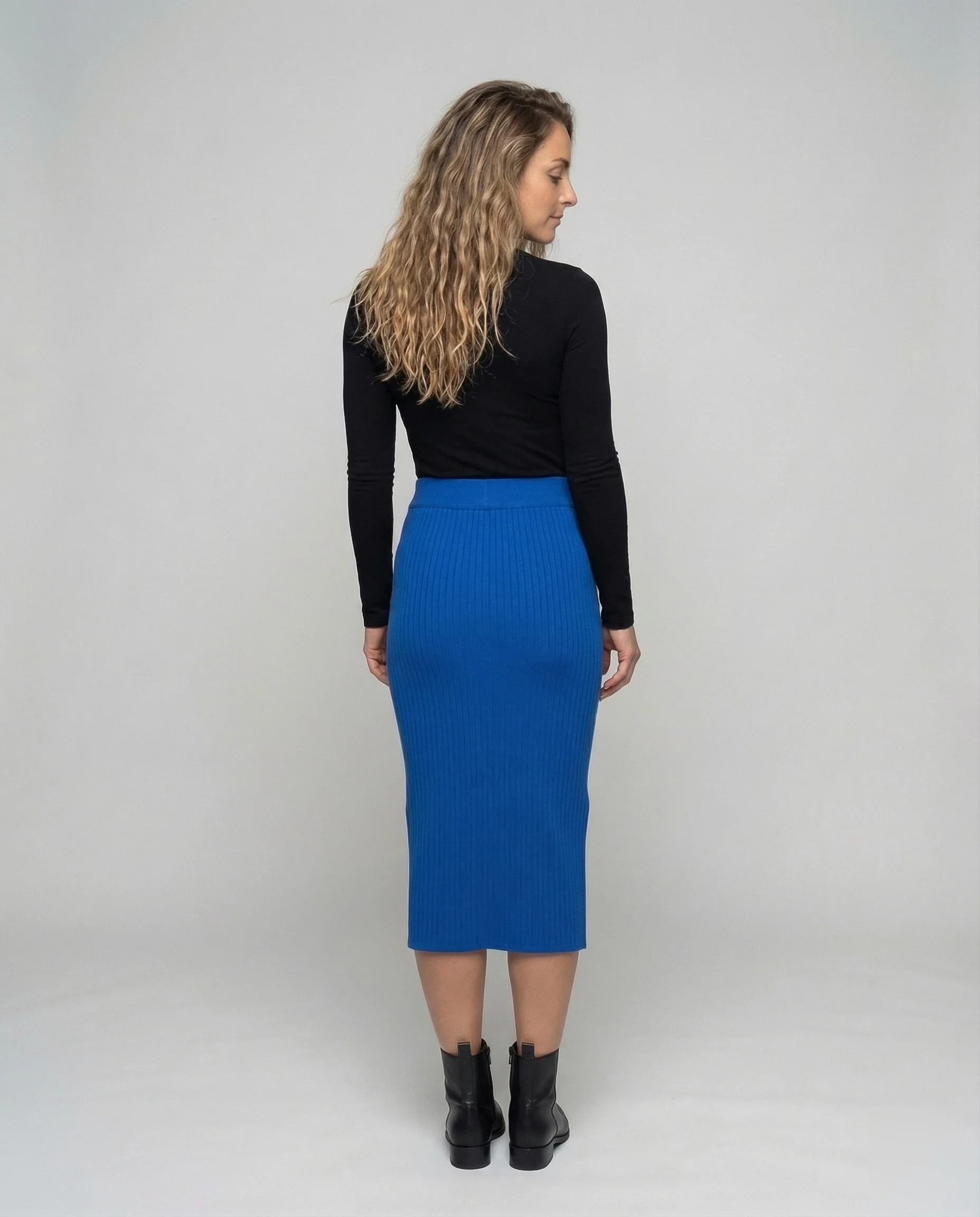 Damen Feinstrick Midirock mit Schlitz - Image 4