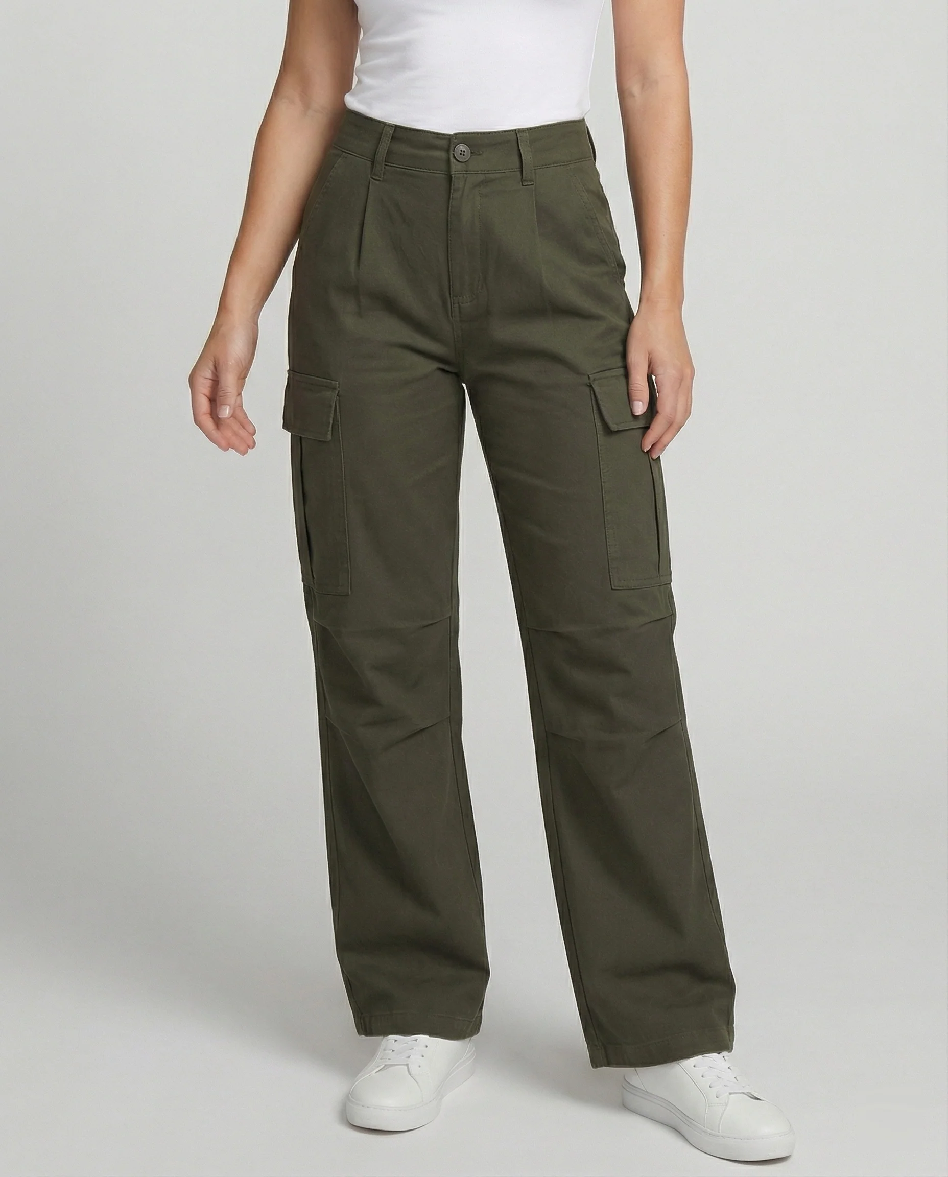 Hochtaillierte Cargohose im Palazzo-Stil mit elastischem Bund, aufgesetzten Klappentaschen und markanten Nähten Heidi-Mode - Image 3