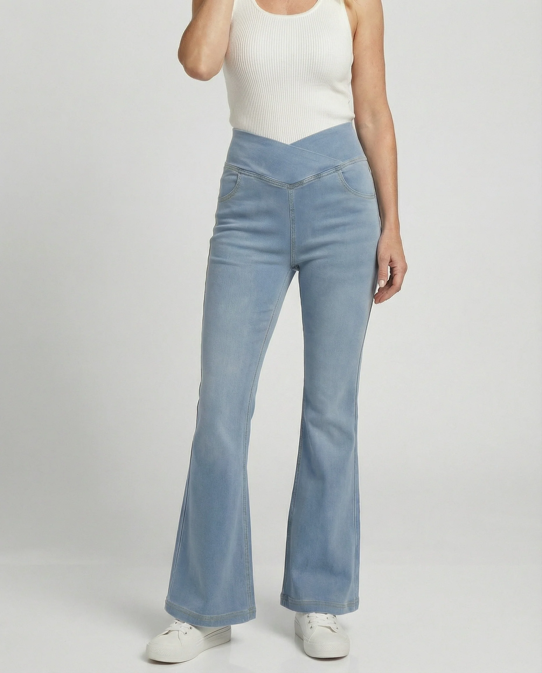 Damen Schlagjeans High Waist mit V Bund - Image 2