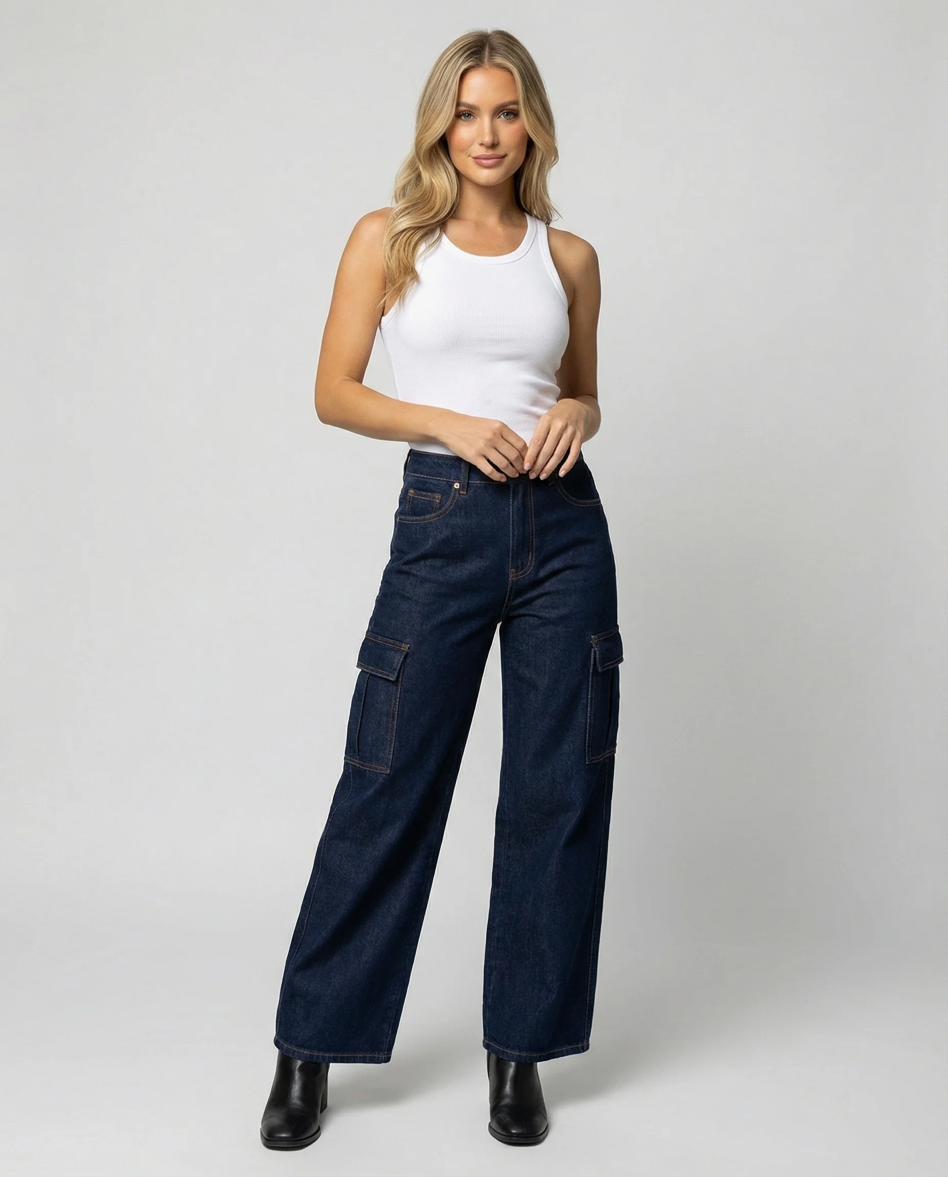 Damen nan hohes Taillen-Jeansmodell im Baggy-Palazzo-Schnitt mit Cargo-Klappentasche und formgebenden Abnähern Heidi-Mode - Image 2