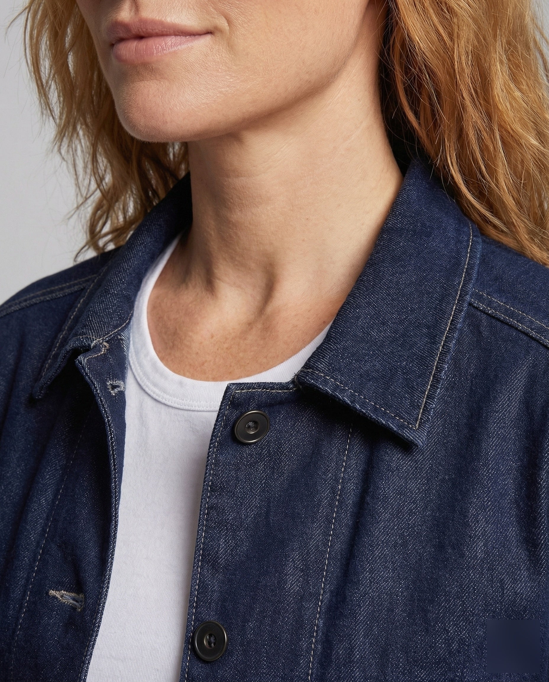 Damen Jeansjacke Boxy Brusttaschen - Image 3