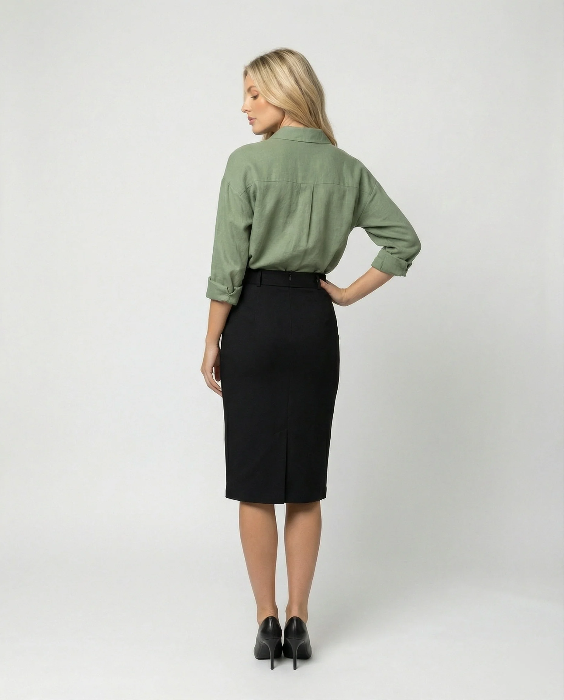 Damen kastenförmige Hemdbluse aus leichtem blickdichten Stoff mit aufgesetzter Brusttasche und weitem Schnitt Heidi Mode - Image 4