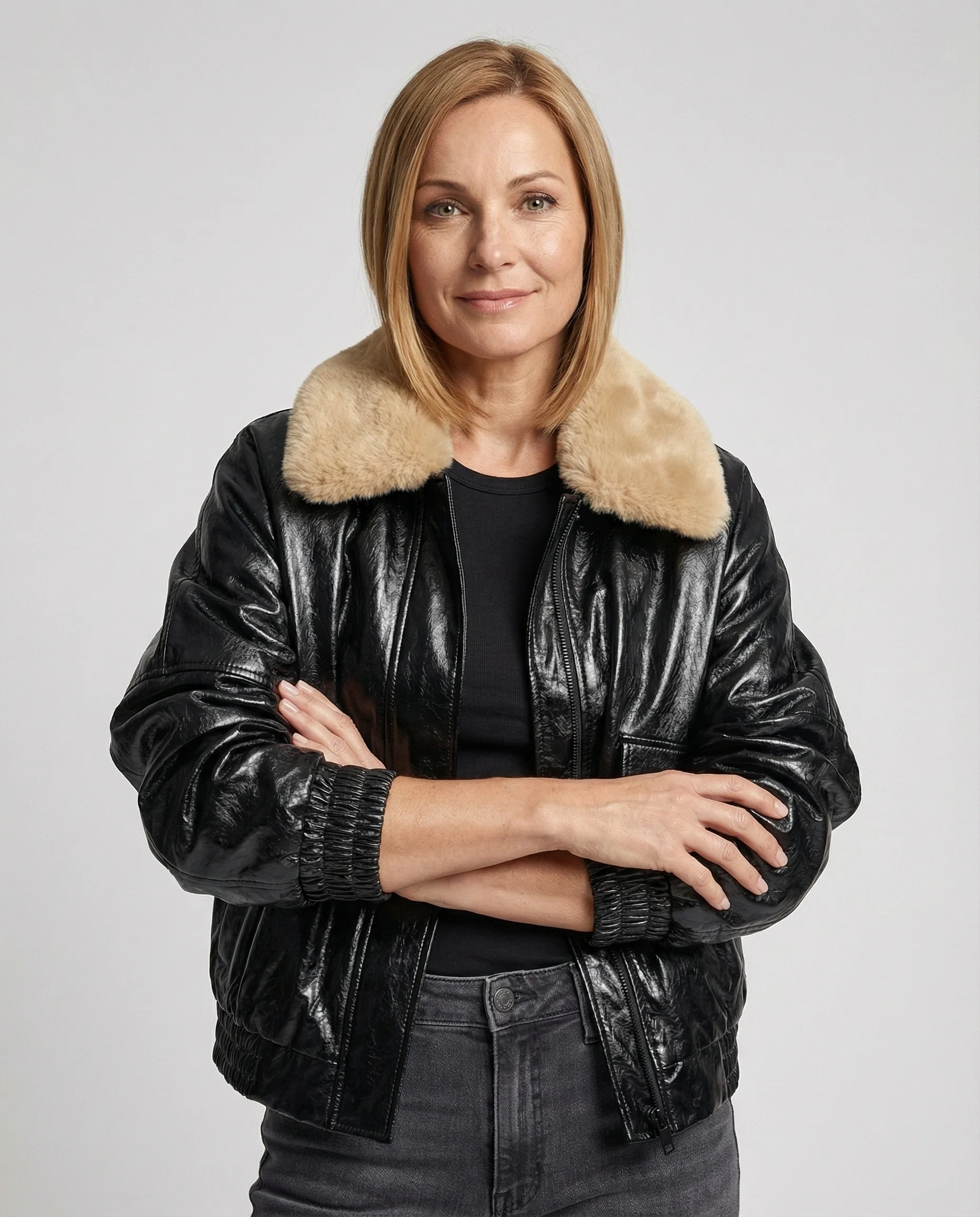 Damen kastig geschnittener Lederlook-Blouson mit abnehmbarem Teddykragen Heidi-Mode