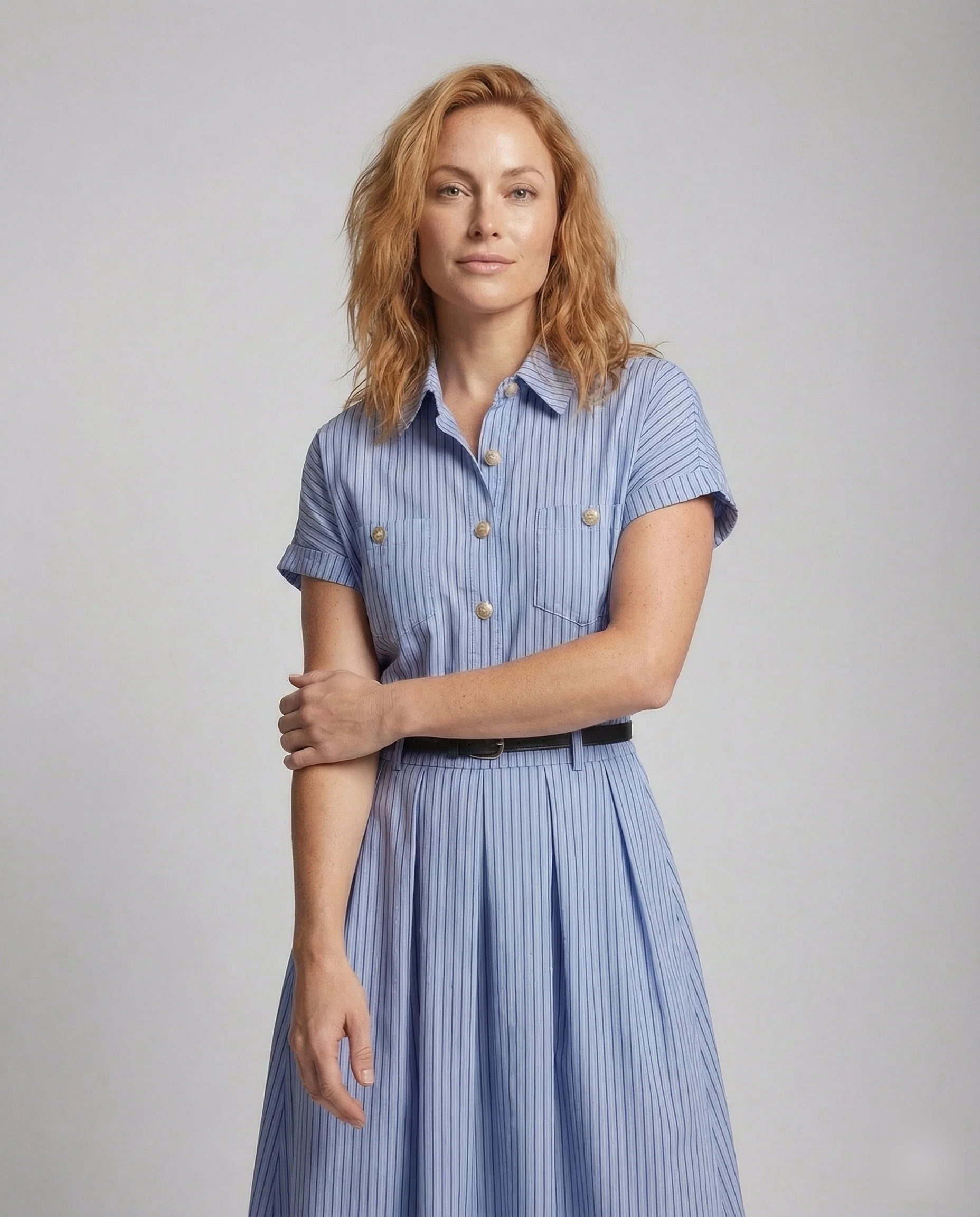 Damen Kurzarm Hemdkleid mit Nadelstreifen - Image 2