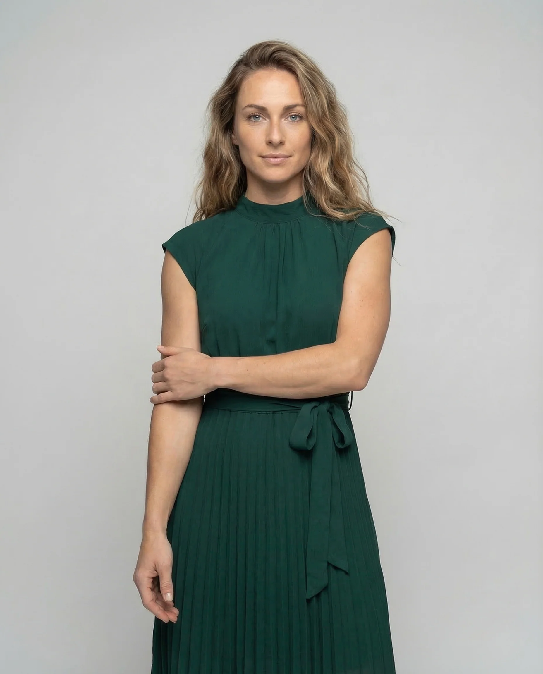 Damen Midikleid Plissee Gürtel Rundhals - Image 2