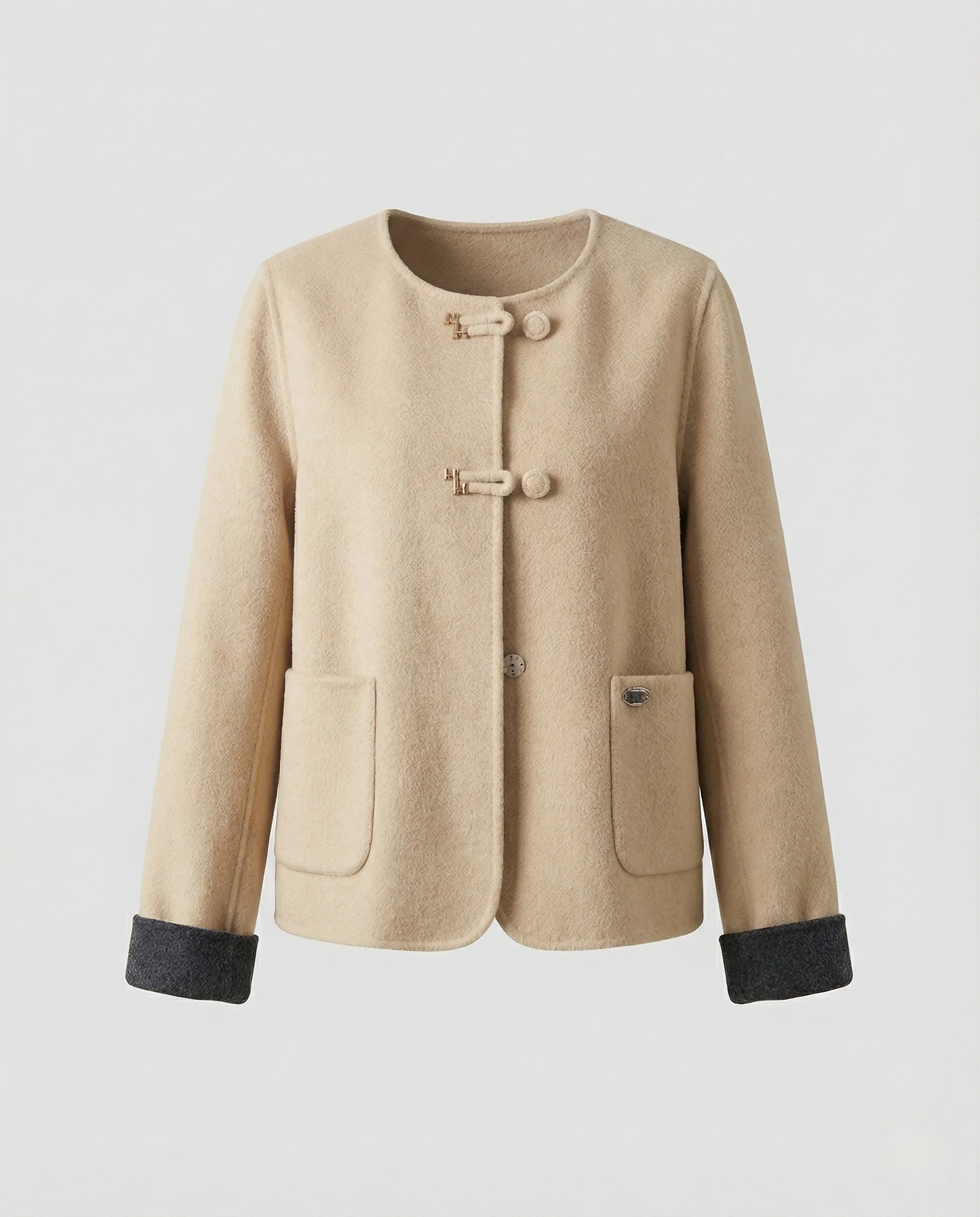 Kurze Bouclé-Wolljacke mit Rundhalsausschnitt und Umschlagärmeln Heidi Mode - Image 5